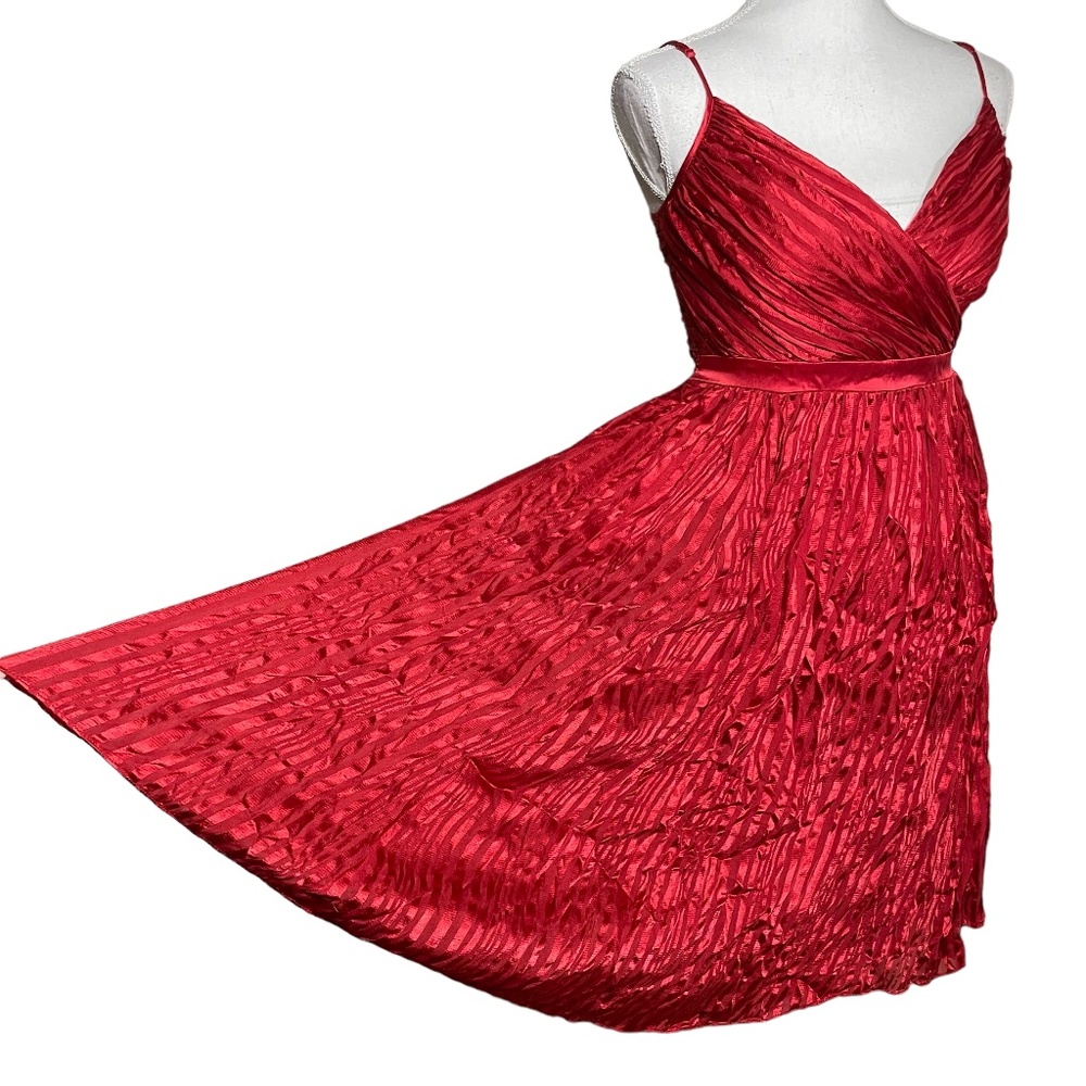 100% Silk Surplice Dress 6 Arden B Cami Sweetheart Satin Stripe Texture Burgundy